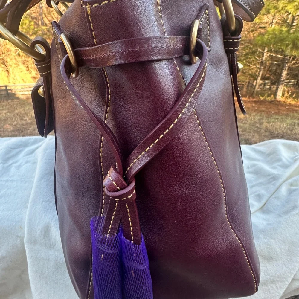 Dooney and Bourke Smith - Picture 6 of 15